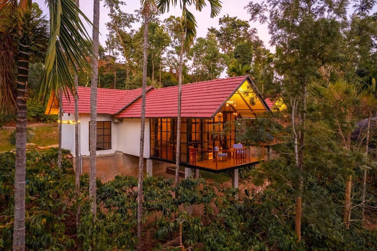 Stayvista At Cicada Chikmagalur 2Bhk Breakfast Included With Amazing View Exterior photo